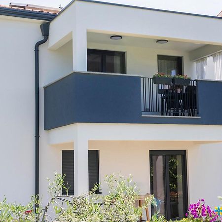 Apartment Aura Porec Exterior photo