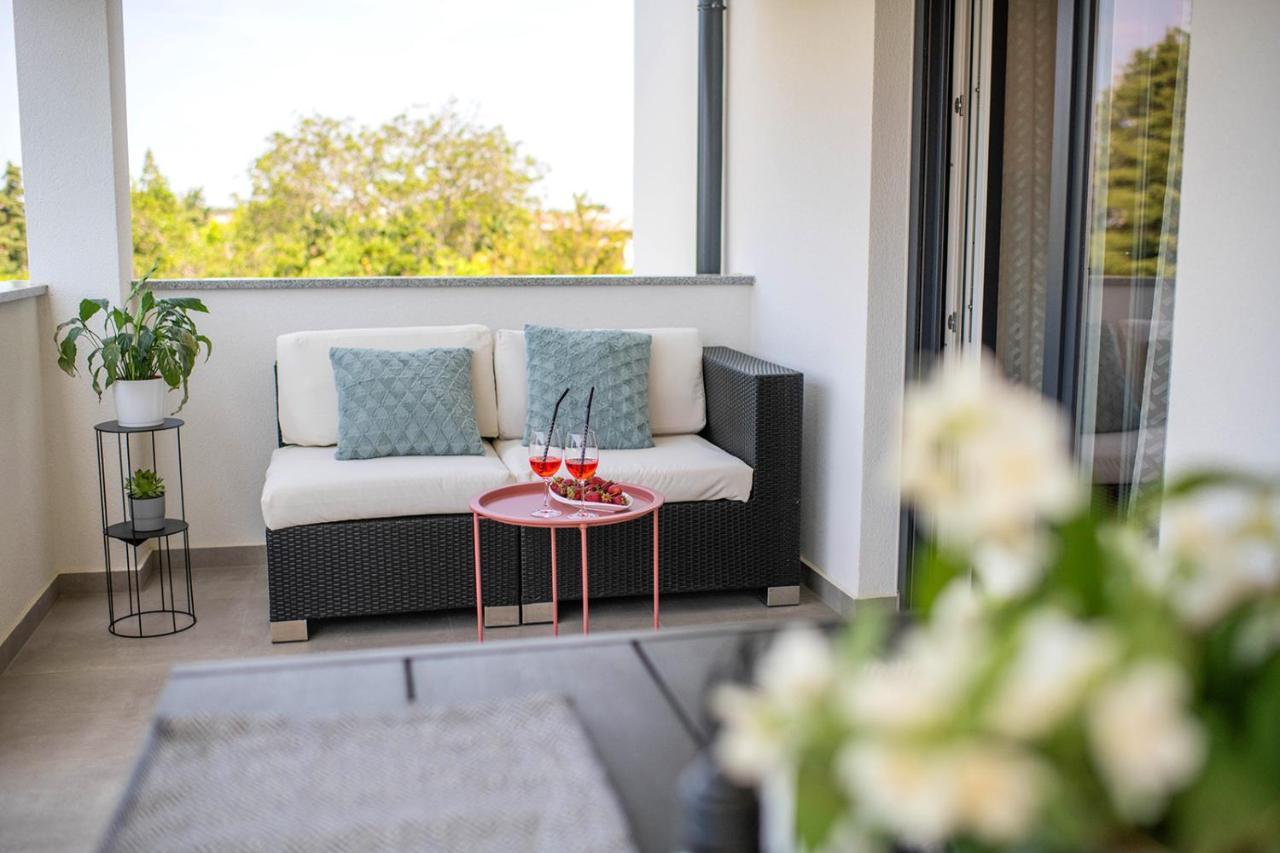 Apartment Aura Porec Exterior photo